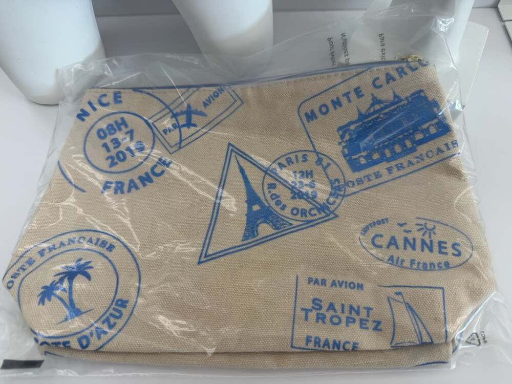 Bnew w/o tag Lancome Passport Stamps Cosmetic Makeup Bag Beige Canvas